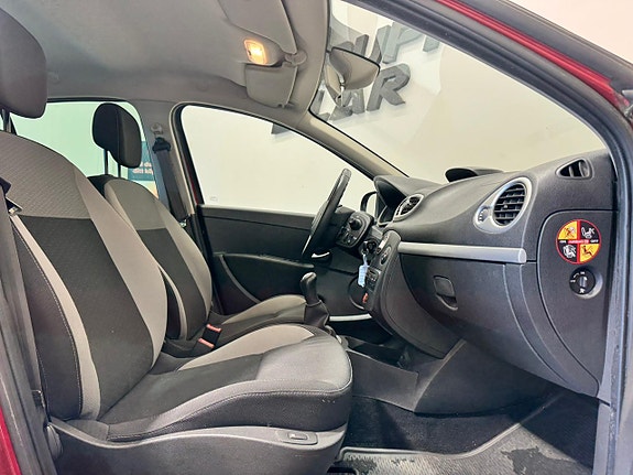 Renault Clio 6 of 17