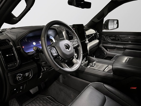 Dodge RAM 1500 26 of 30