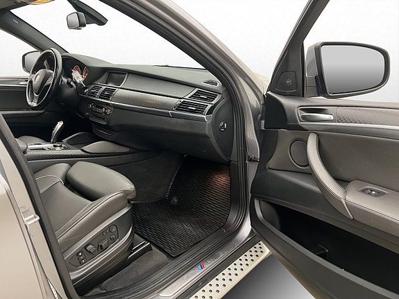 BMW X6 28 of 30