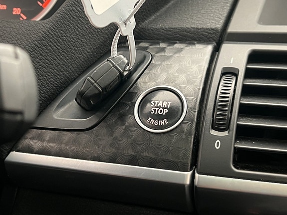 BMW X6 18 of 30