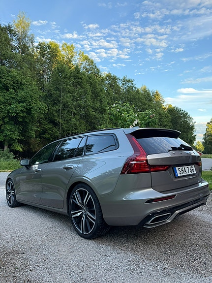 Volvo V60 5 of 9