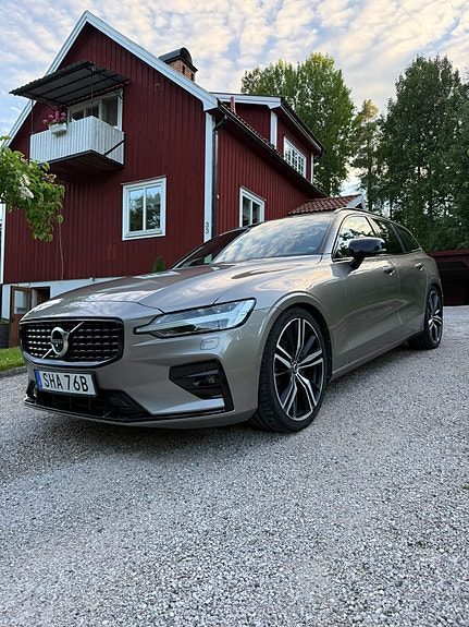 Volvo V60 7 of 9