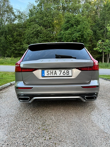 Volvo V60 4 of 9