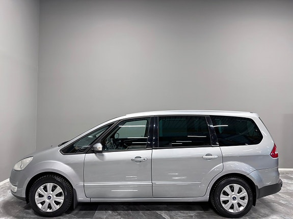 Ford Galaxy 4 of 5