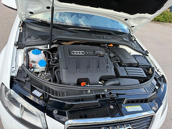 Audi A3 6 of 17