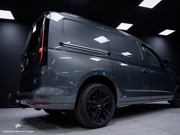 Volkswagen Caddy Maxi 12 of 30
