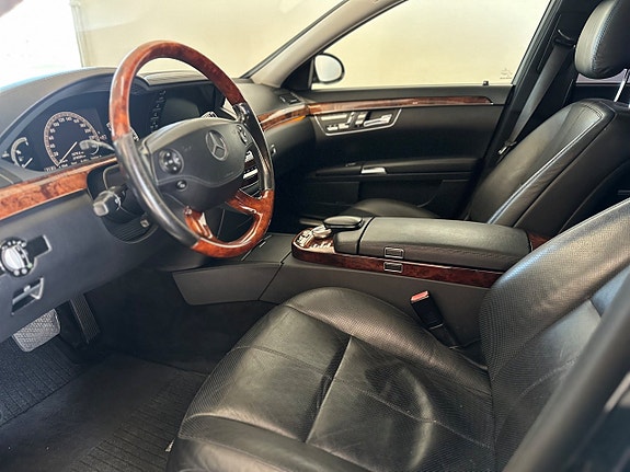 Mercedes-Benz S350 14 of 27