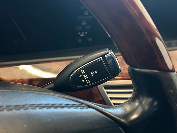 Mercedes-Benz S350 13 of 27