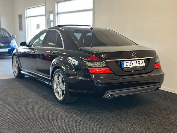 Mercedes-Benz S350 8 of 27