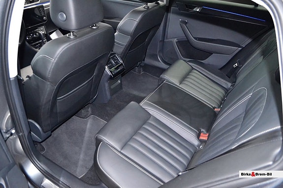 Skoda Superb 10 of 15