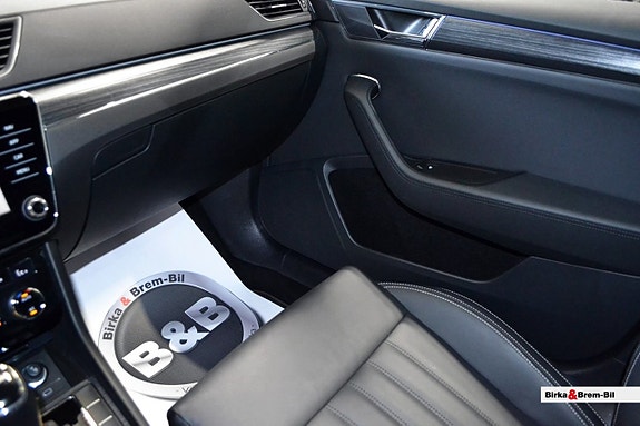 Skoda Superb 15 of 15