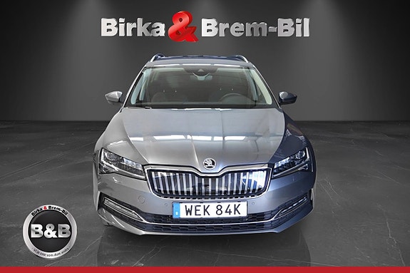 Skoda Superb 8 of 15