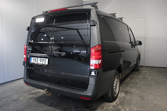 Mercedes-Benz Vito 109 4 of 5
