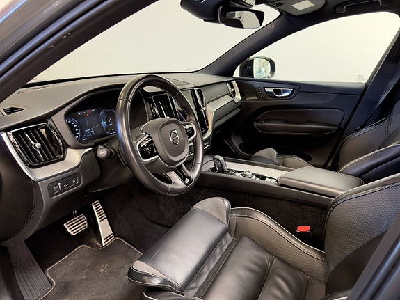Volvo XC60 5 of 10