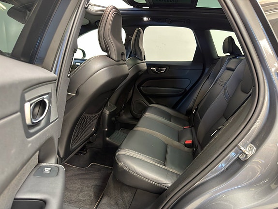 Volvo XC60 6 of 10