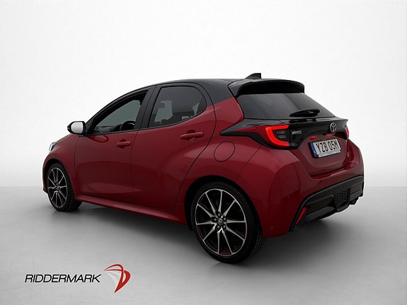 Toyota Yaris 5 of 30
