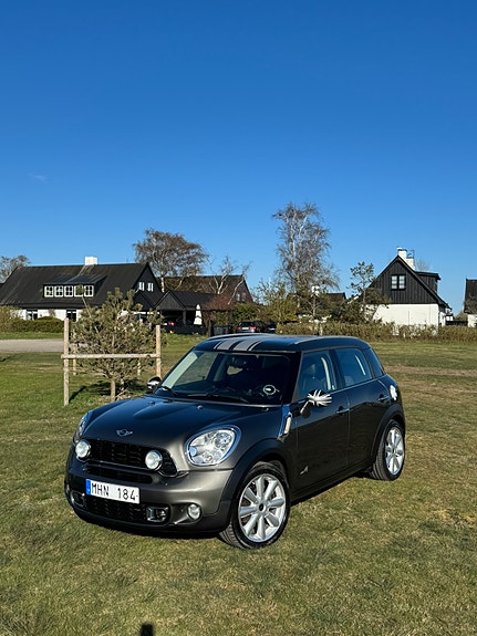 MINI Countryman Cooper S 3 of 7