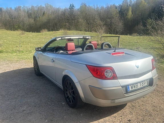 Renault Megane II 2 of 4