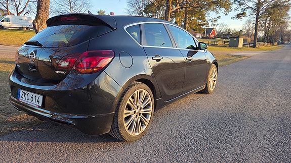 Opel Astra 5 of 5