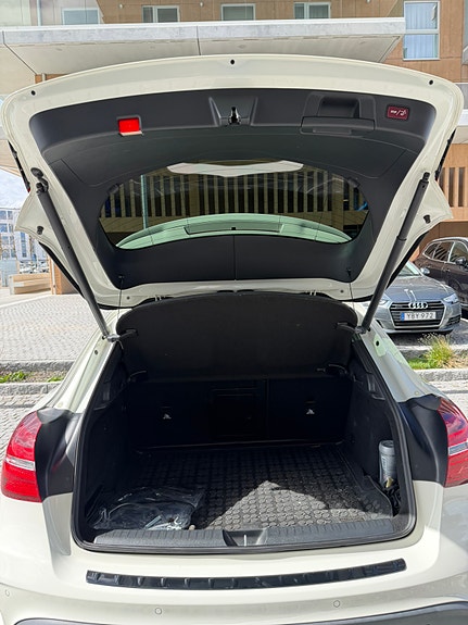 Mercedes-Benz GLA45 13 of 13