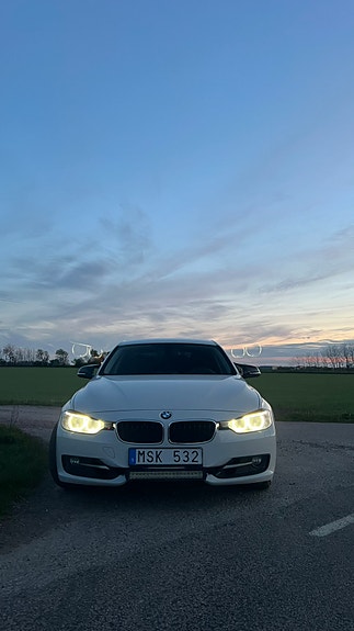 BMW 320d 2 of 9