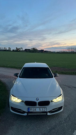 BMW 320d 3 of 9