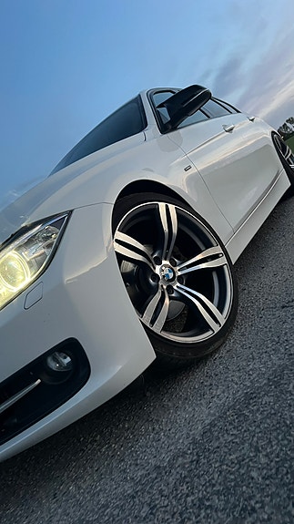 BMW 320d 9 of 9