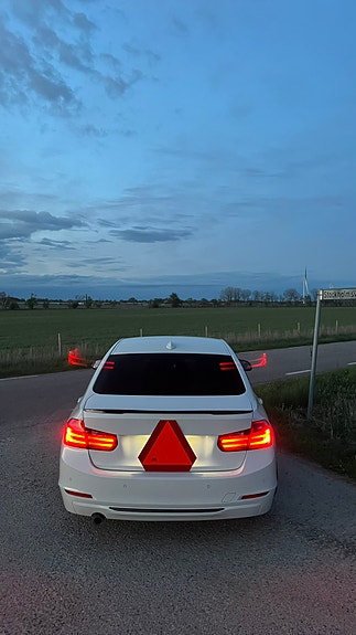 BMW 320d 5 of 9