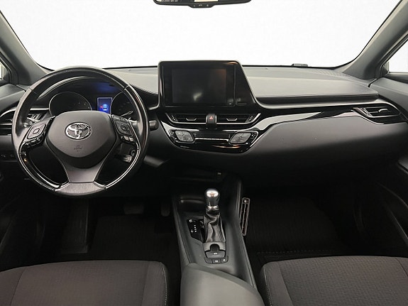 Toyota C-HR 10 of 26