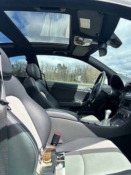 Mercedes-Benz CLC180 4 of 5