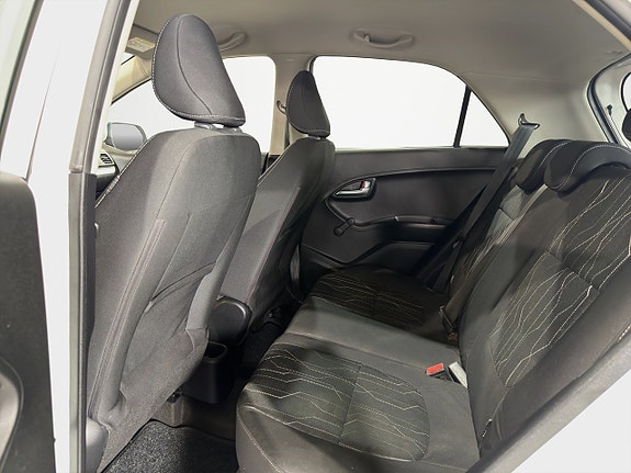Kia Picanto 11 of 21