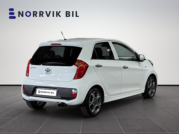 Kia Picanto 8 of 21