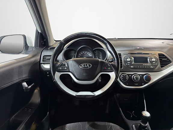 Kia Picanto 12 of 21