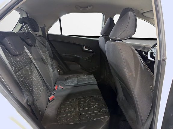 Kia Picanto 20 of 21