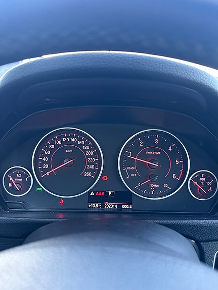 BMW 320d 14 of 29