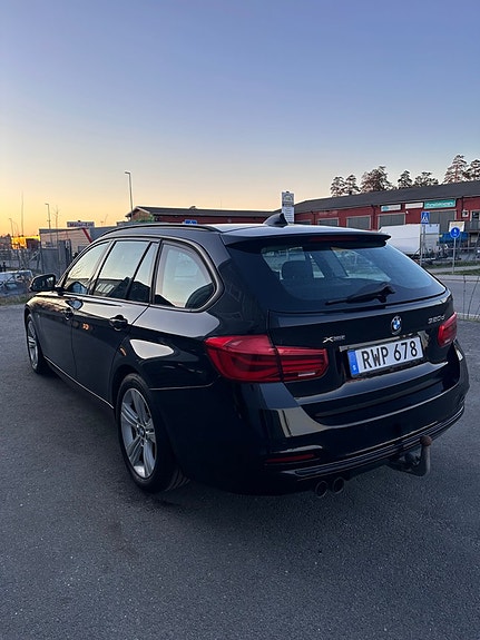 BMW 320d 4 of 5
