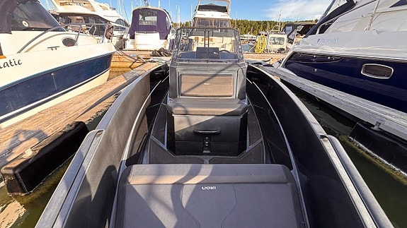 Iron 707 Evinrude 200 -2019 4 of 5
