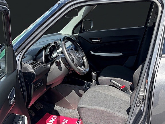 Suzuki Swift 5 of 6