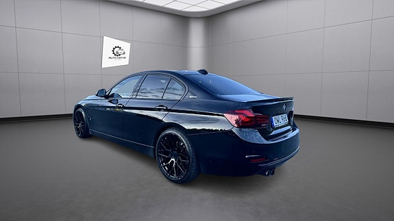BMW 330e 6 of 24
