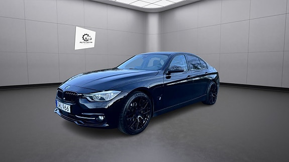 BMW 330e 3 of 5