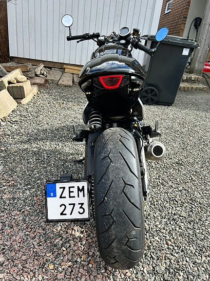 Ducati Scrambler 800 Café Racer 3 of 6