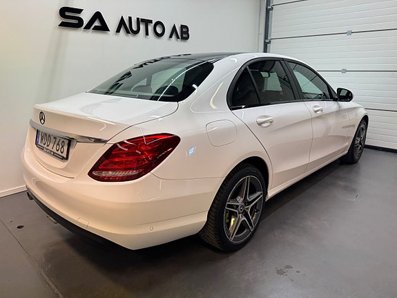Mercedes-Benz C220 d 2 of 5