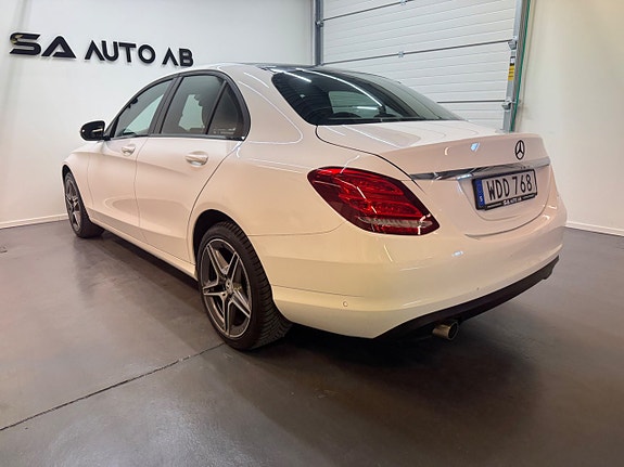 Mercedes-Benz C220 d 3 of 5