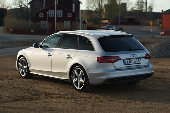 Audi A4 4 of 5