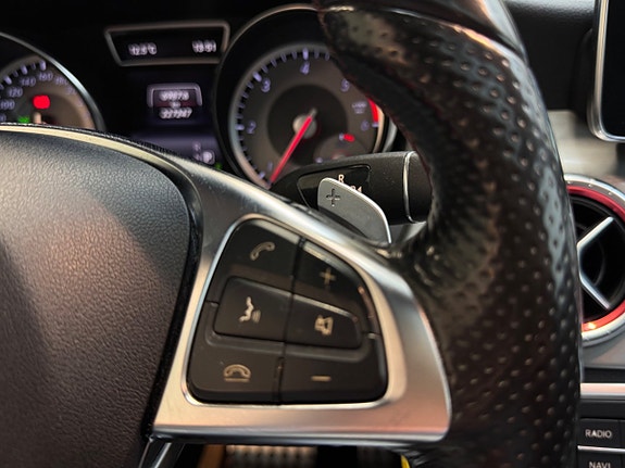 Mercedes-Benz CLA220 24 of 27