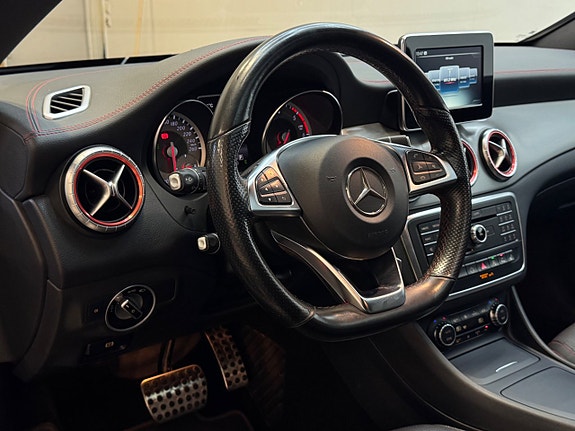 Mercedes-Benz CLA220 19 of 27