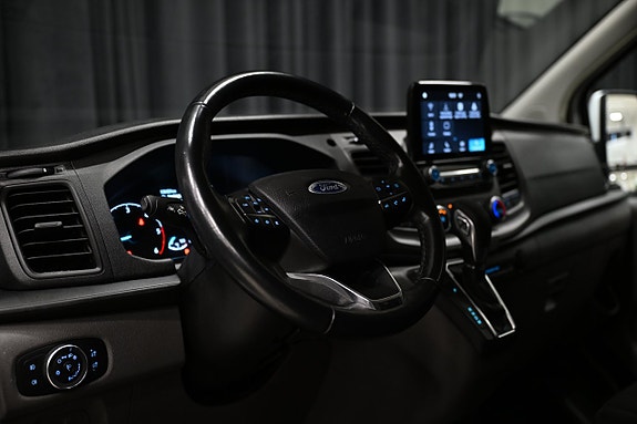 Ford Transit Custom 9 of 24