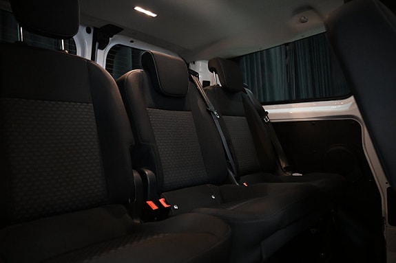 Ford Transit Custom 12 of 24