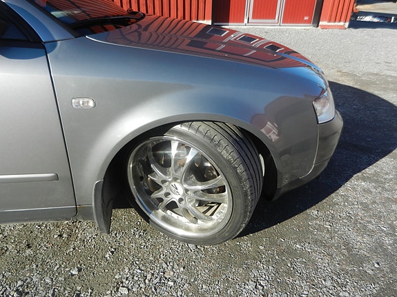 Audi A4 24 of 30