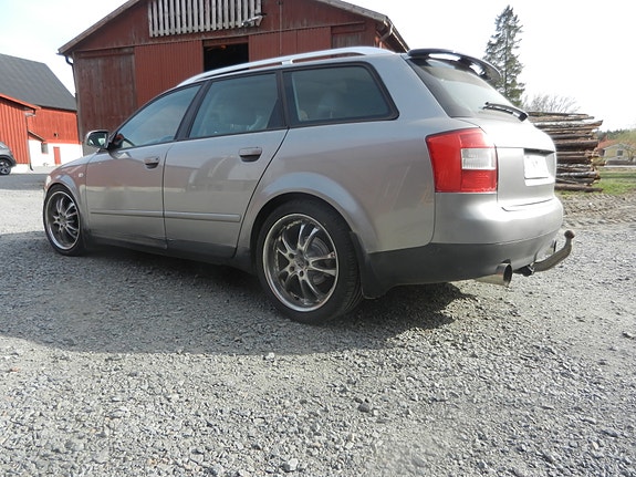 Audi A4 6 of 30